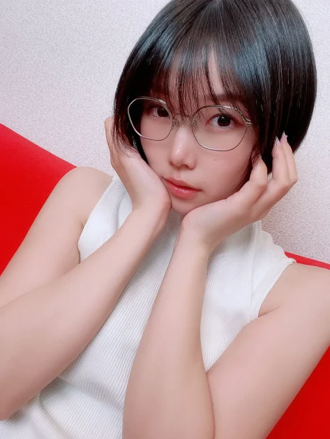 エロテレビ電話を無料で楽しめるおすすめアプリ・サイト10選!エロビデオ通話を楽しもう 21 FANZAアダルト月間1位のすみれちゃん